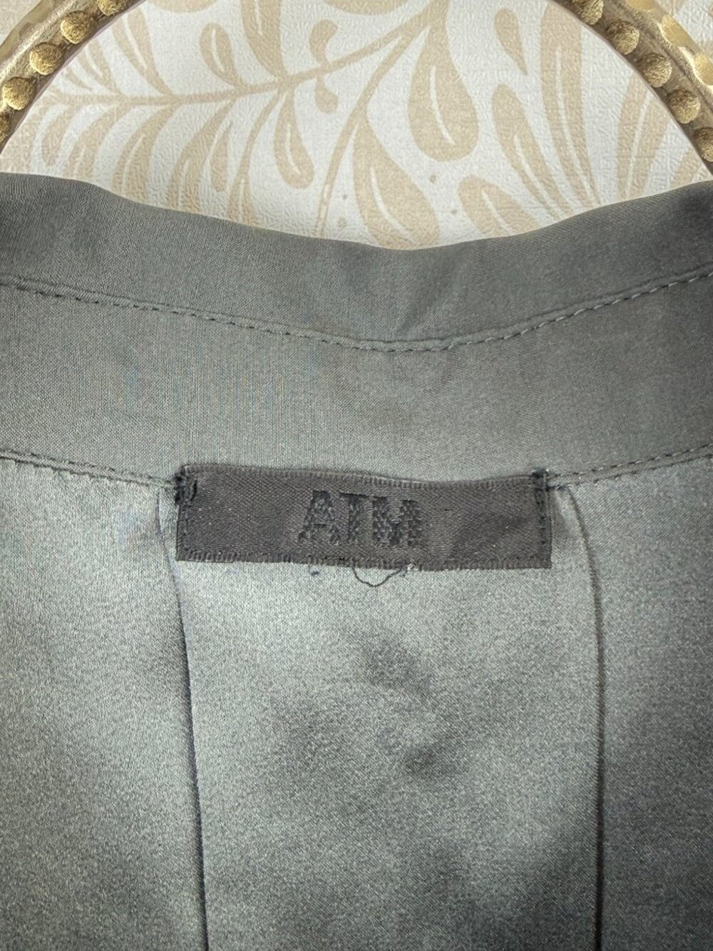 ATM 100% Silk Gray Plume Charmeuse Camp Shirt - Size - Small - Picture 7 of 9